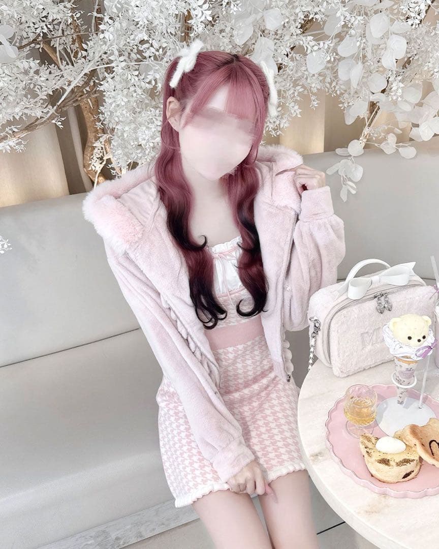 ミシェルマカロンmichell macaron ビジュー付き猫耳もこもこパーカー