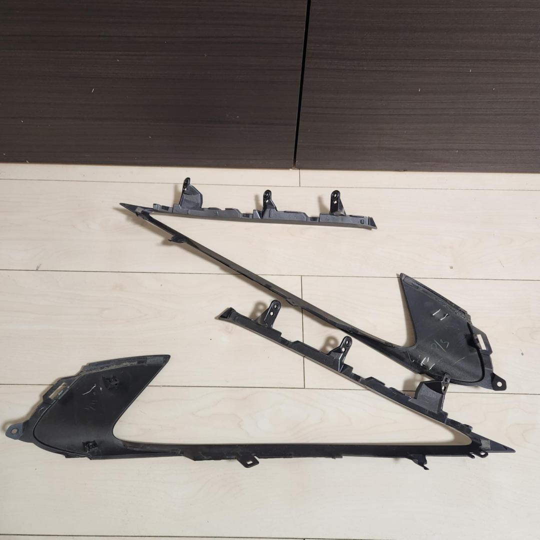 レクサス LC500/LC500h　純正ランプガーニッシュ