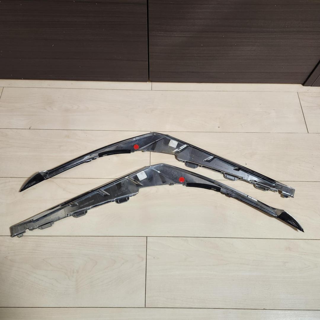 レクサス LC500/LC500h　純正ランプガーニッシュ