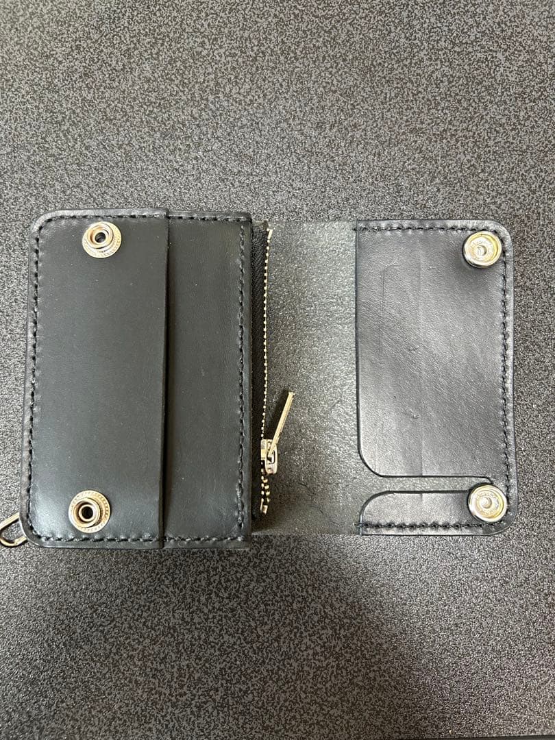 トラッカーウォレット　ミドル　ショート