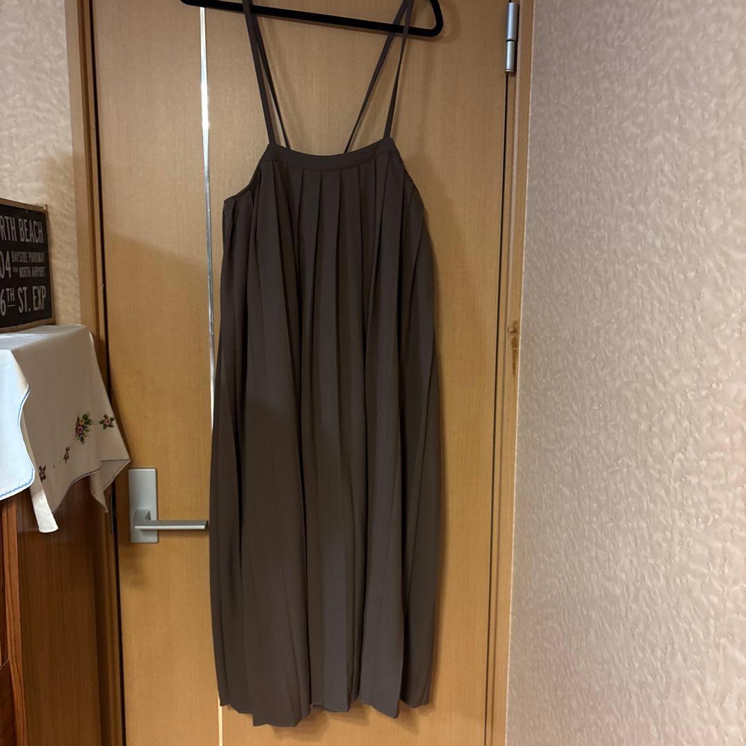 【カレンソロジー】 プリーツサロペット