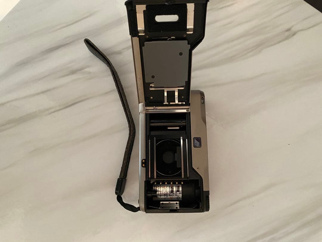 CONTAX T2 コンパクトフィルムカメラ