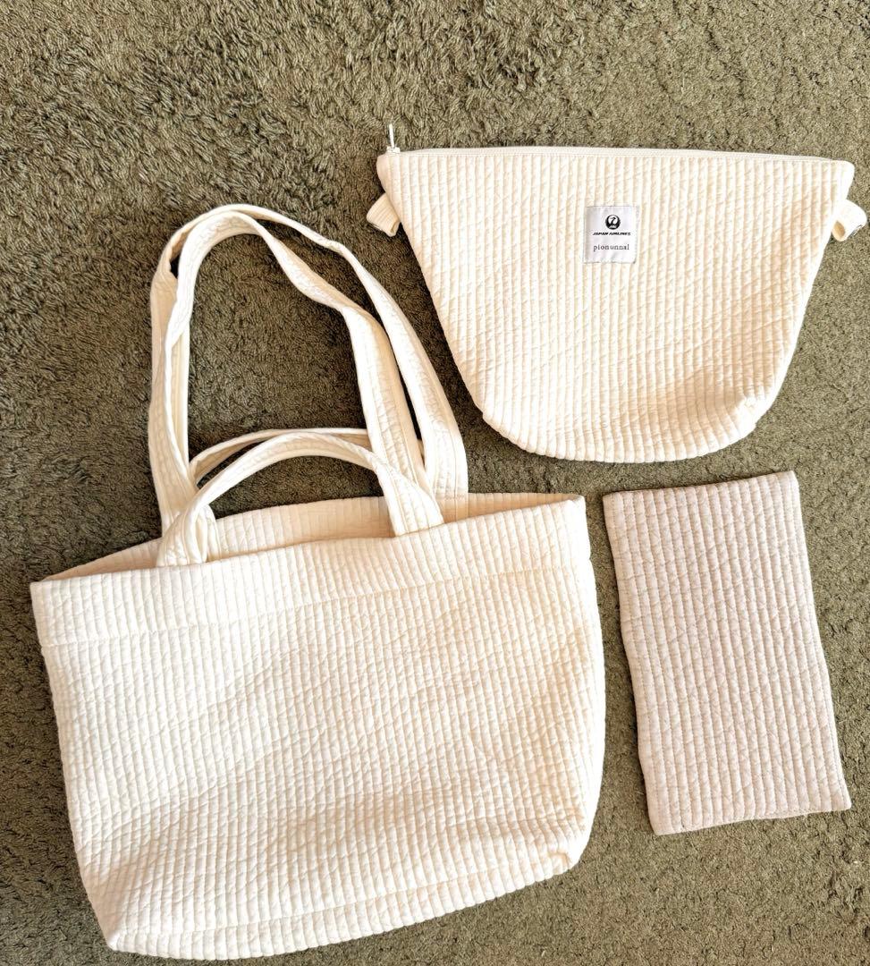 【サファイア】ピオヌンナル×JAL トートバッグ　ヴィクトリア　底板付き