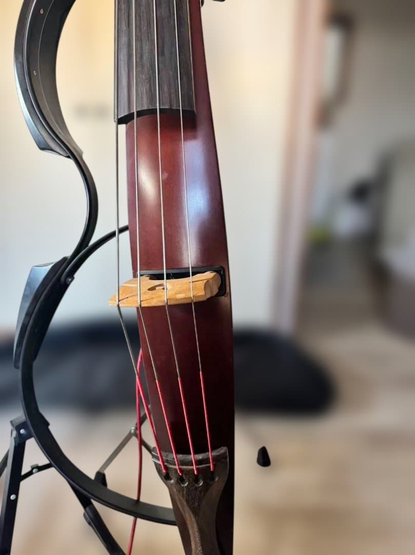 ベース Yamaha SLB100