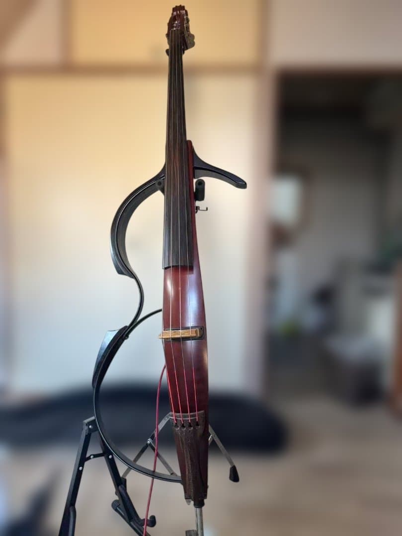 ベース Yamaha SLB100