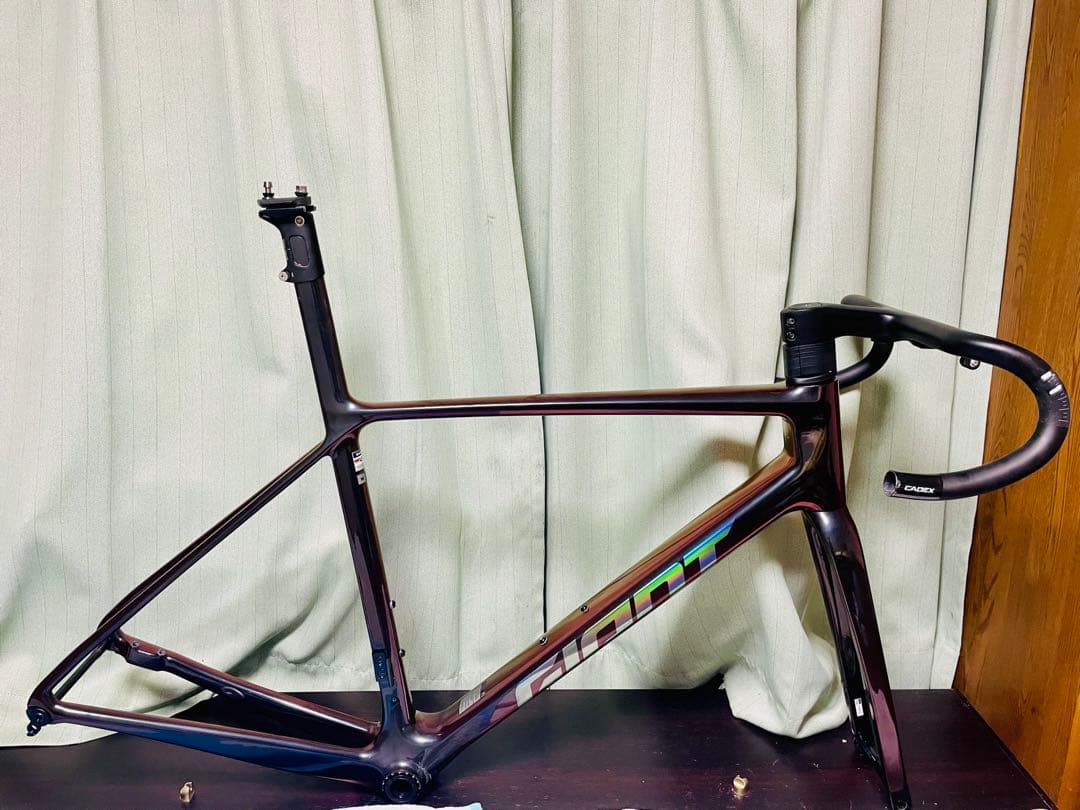 GIANT TCR ADVANCED SL フレーム&CADEX一体型ハンドル
