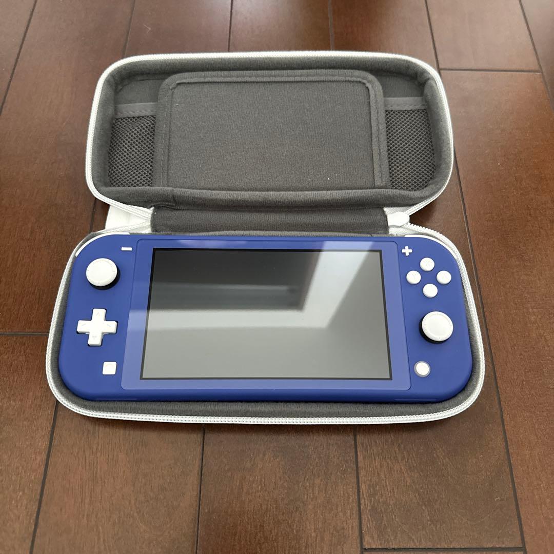 Nintendo Switch Lite 青 本体 充電器・ケース付き