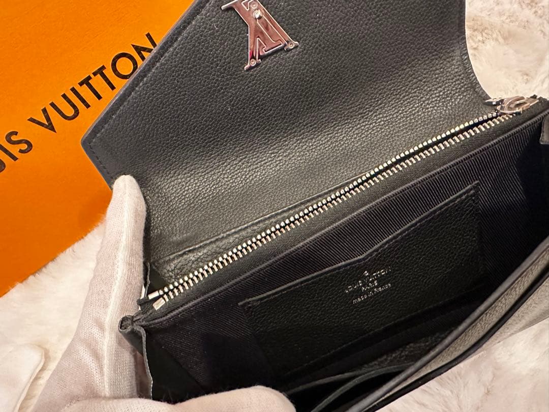 極美品 ルイヴィトン ロックミー サラ 長財布 黒 正規品