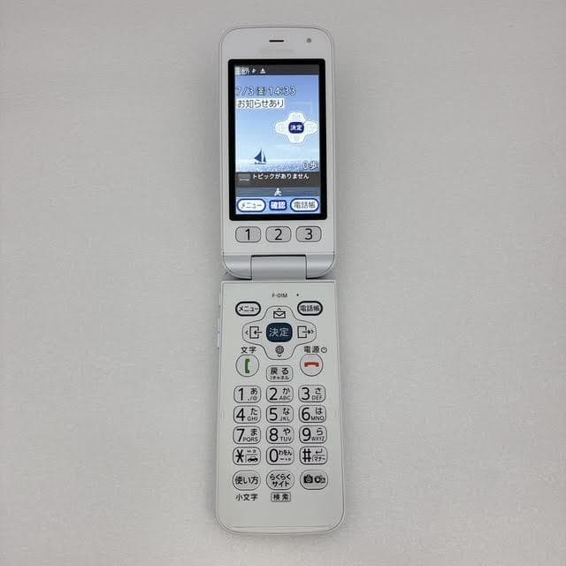 専用予約済み【ほぼ未使用】ドコモ らくらくホン F-01M ホワイト