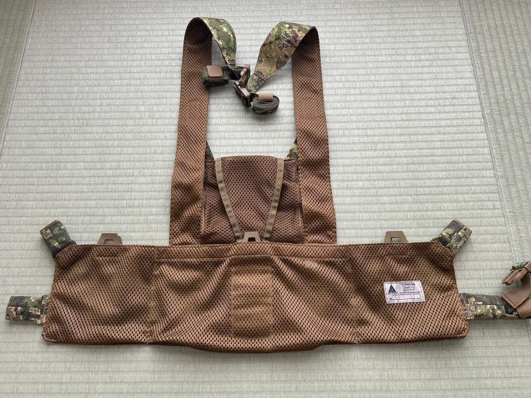 DIRECT ACTION チェストリグ TYPHOON 新品 サバゲー 装備