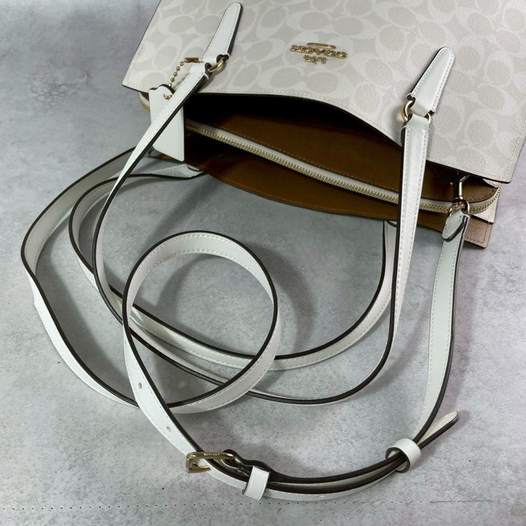 未使用 コーチ テイタム 2way トートバッグ ビジネス A4可 レザー 白