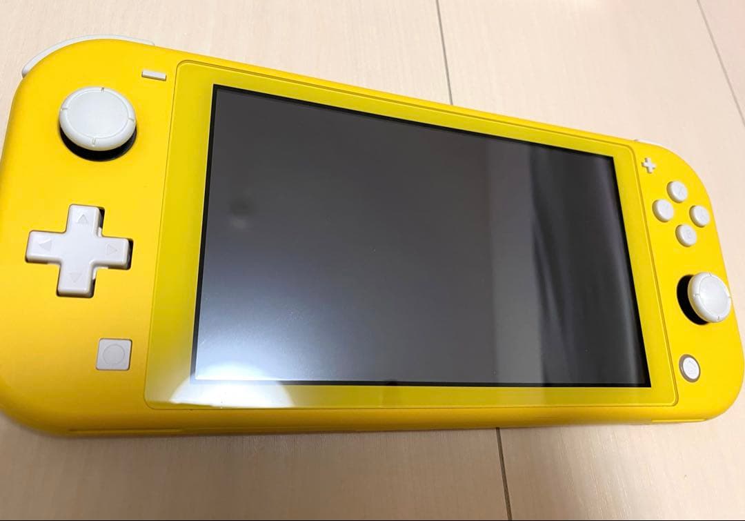 Nintendo Switch Lite イエロー　マリオブラザーズUデラックス