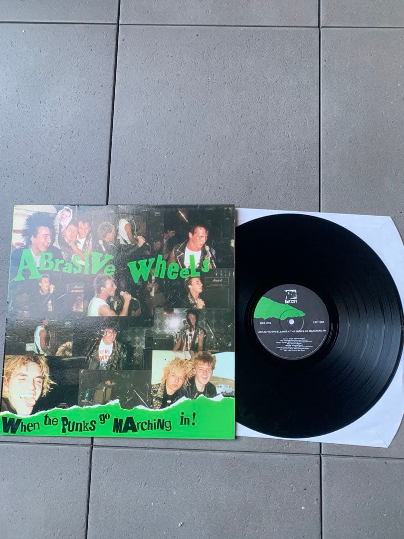 Abrasive Wheels – When The Punks…
