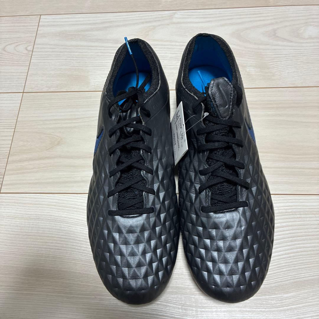 NIKE LEGEND 8 ELITE HG 27.5㎝