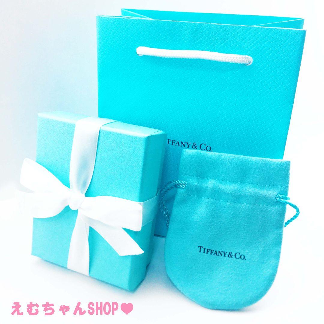 新品未使用　Tiffany　インターロッキングネックレス