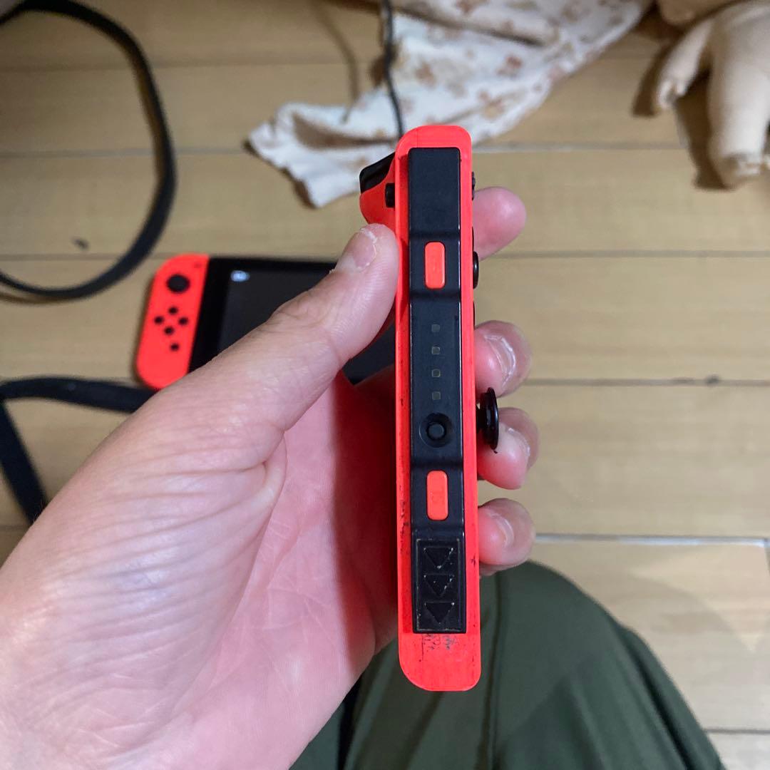 Nintendo Switch 本体 赤