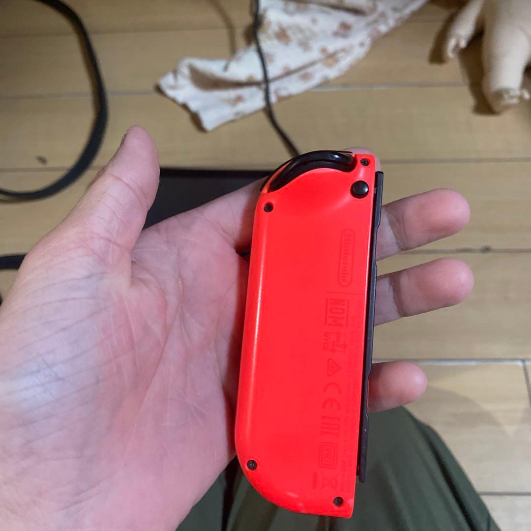 Nintendo Switch 本体 赤