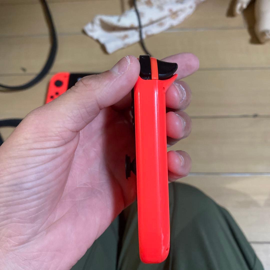 Nintendo Switch 本体 赤