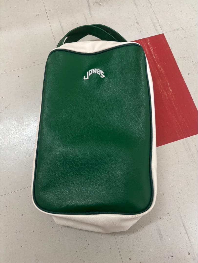国美品　JONES ジョーンズ　緑白 シューズバッグ　一度使用のみ