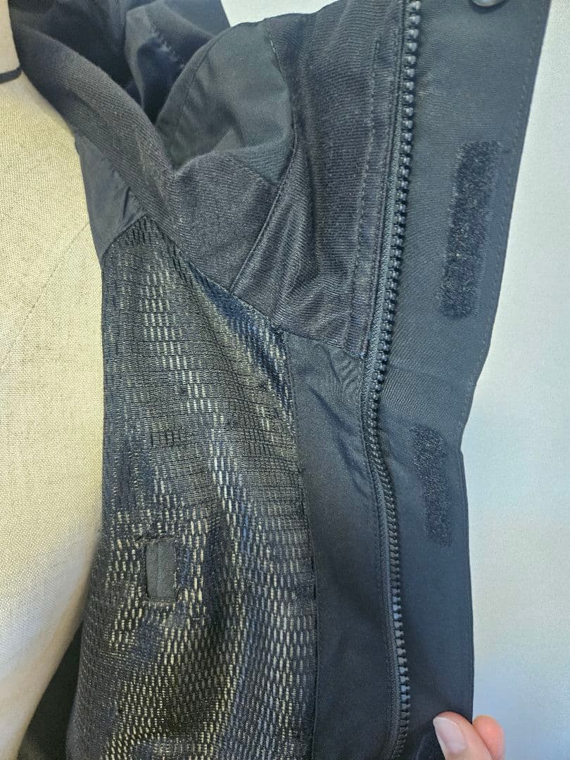 BURTON ak GORETEX レディース　スノーボードウェア　黒