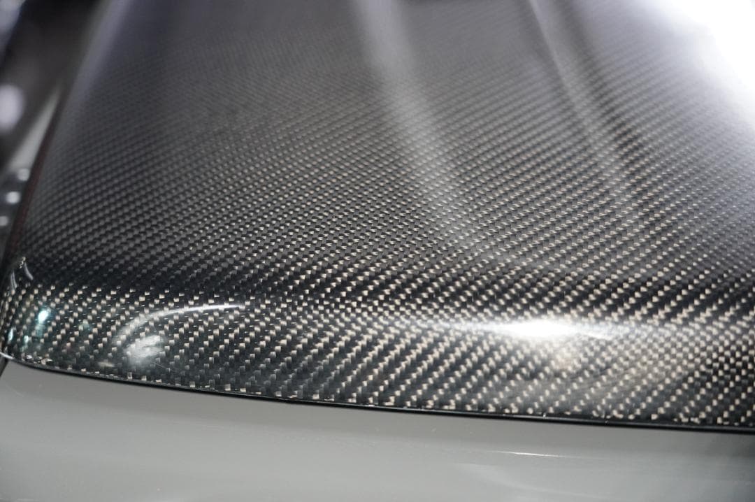 たにけんジムニーブラックカーボンボンネット　JB64　クリアー塗装品