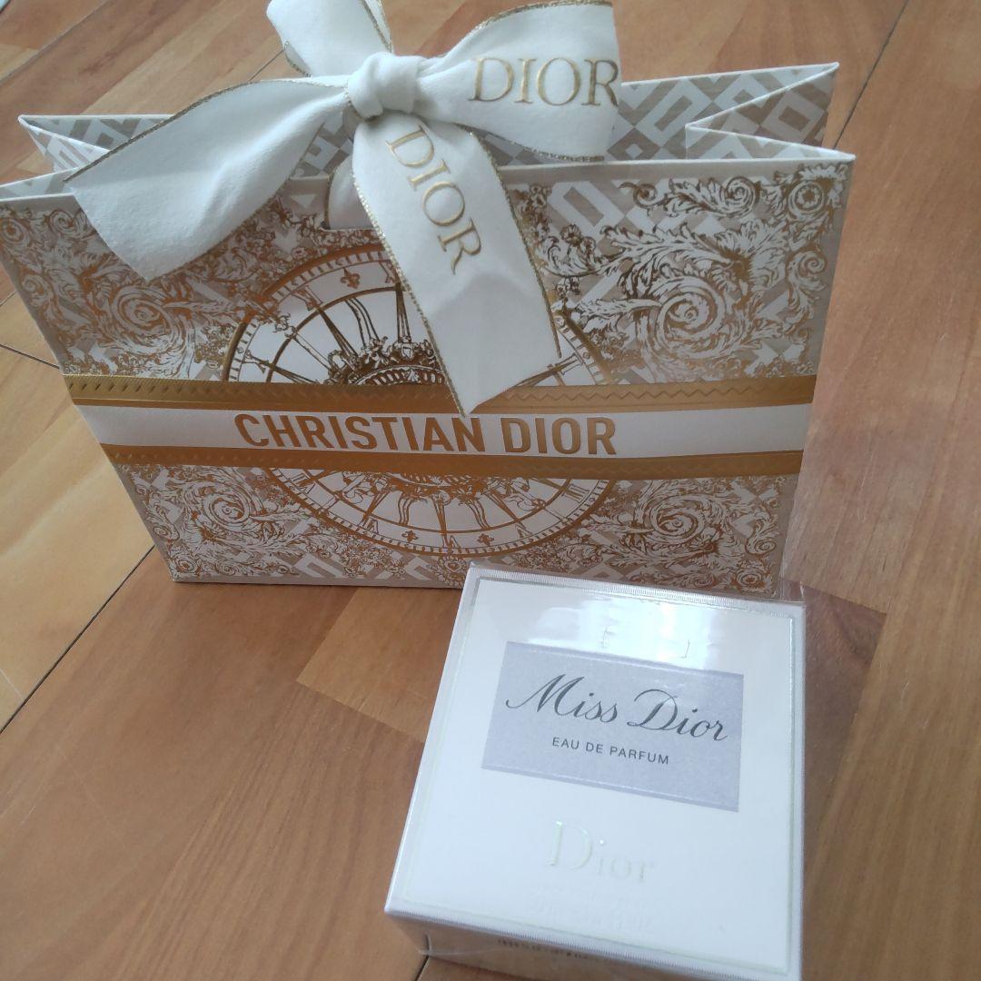 【未開封】Dior Miss Dior オードゥパルファン 50ml 紙袋付き