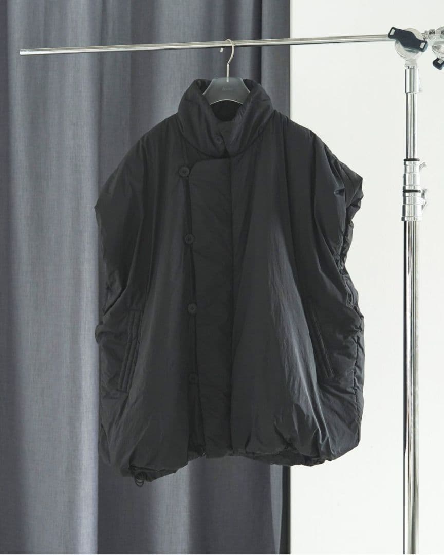 【anuke アンヌーク】Volume Over Vest 38