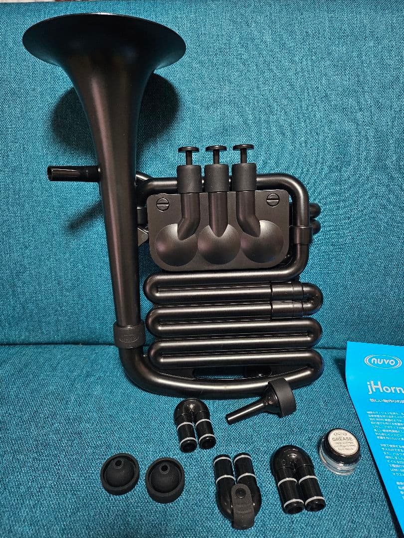 NUVO ヌーボ プラスチック製管楽器 Bb調/C調 jHorn