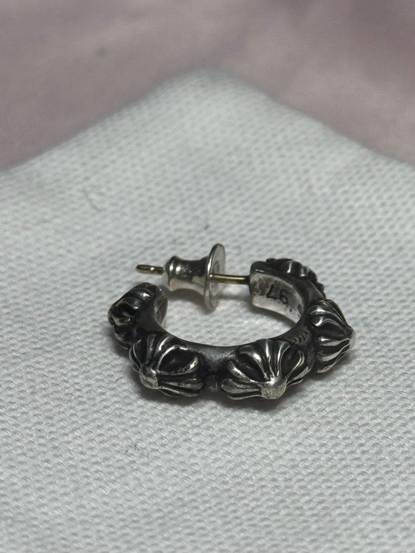 シルバーフラワーモチーフピアス Chrome hearts