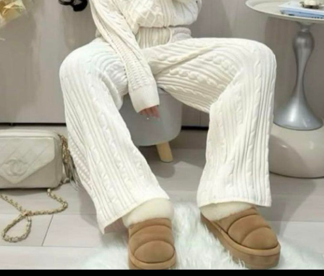 アディダス リブ編み ケーブルホワイトニットワイドパンツ