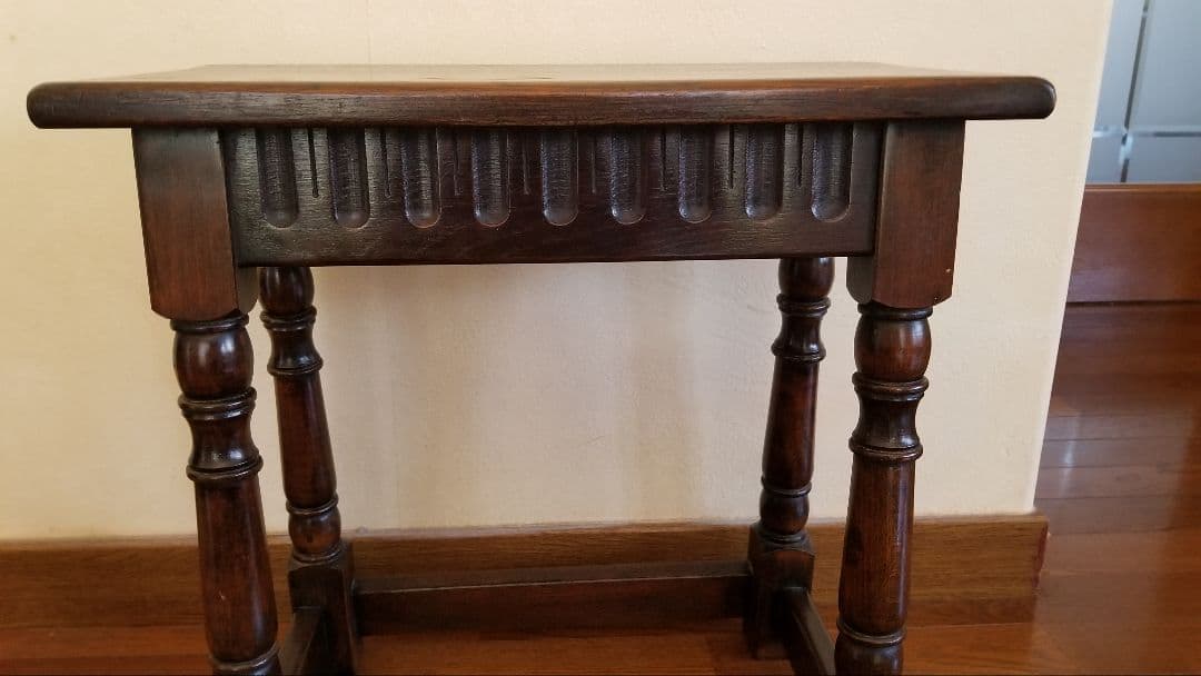 ヴィンテージ 英国べヴァン ファンネル社 Reprodux 木製 サイドテーブル