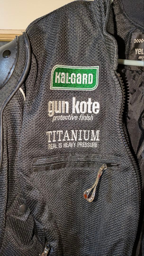 k*i様 YELLOWCORN ライダース　ジャケット　チタニウム　プロテクター