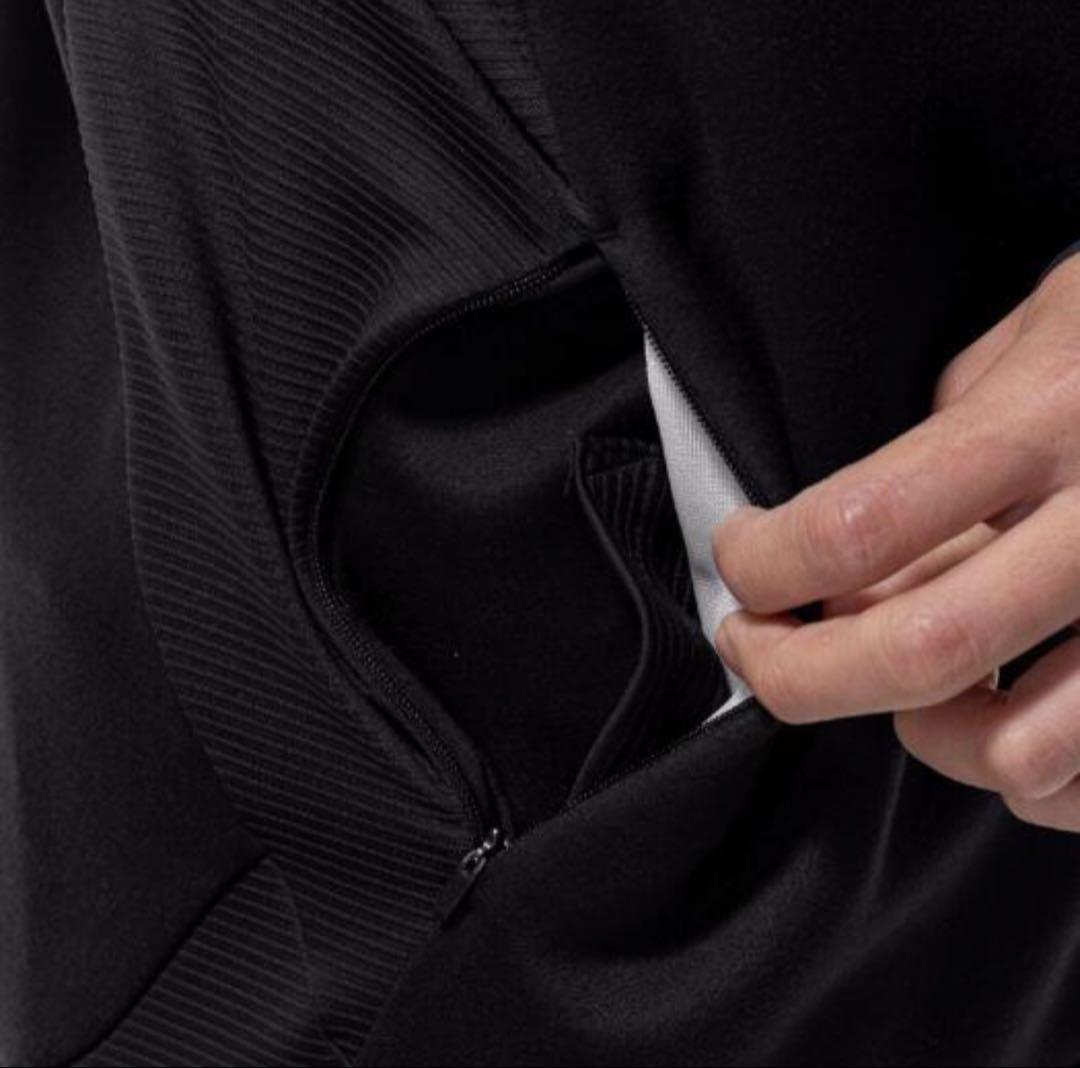 【新品未使用】ミズノ　ピーチタッチスウェットフーディ　Mサイズ　ブラック