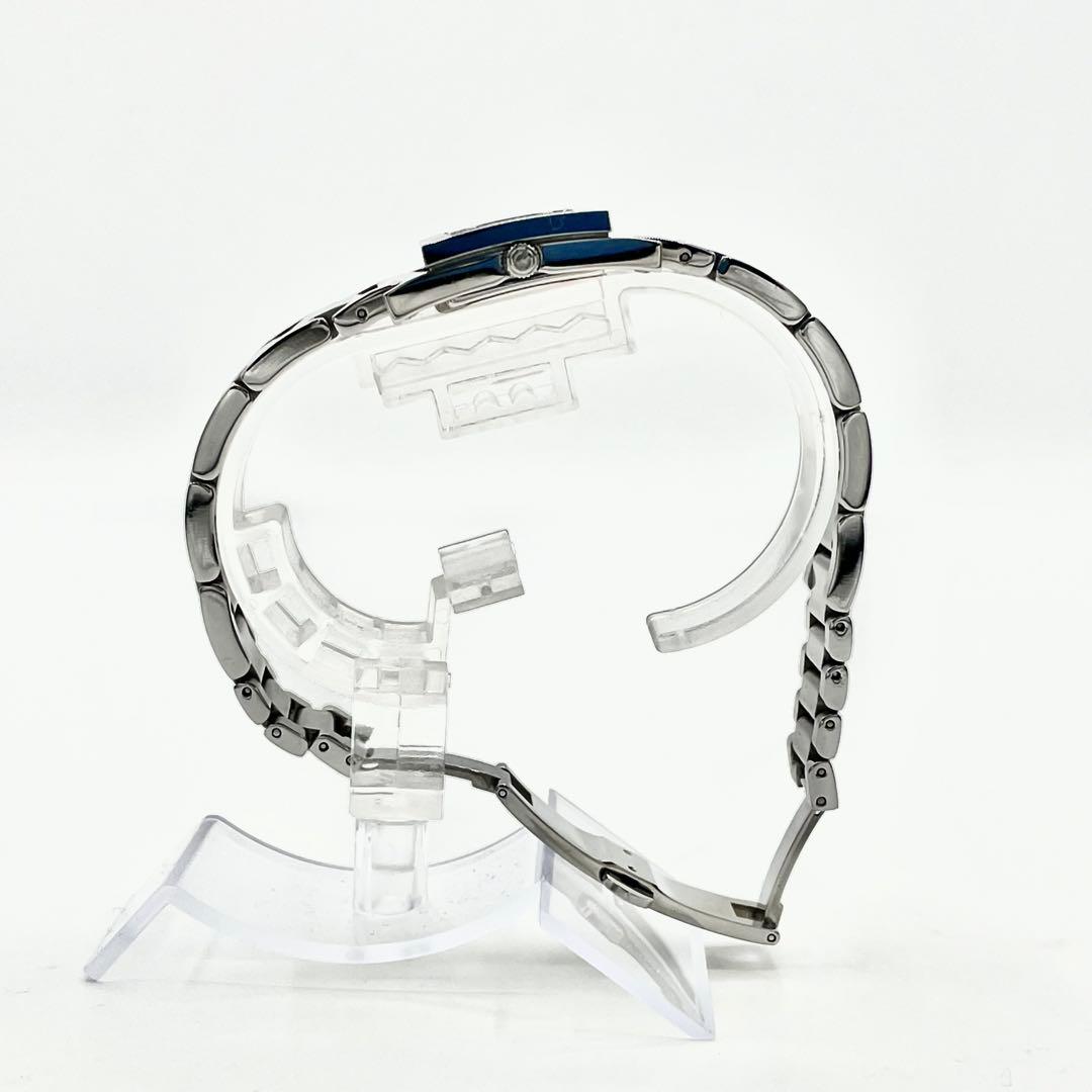 【稼働/新品電池】グッチ 7900P バングルウォッチ シルバー 防水 腕時計