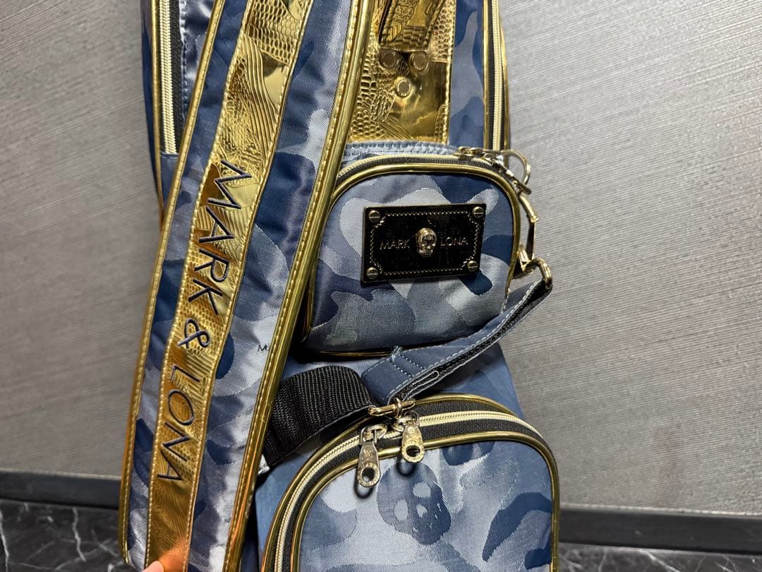 MARK & LONA 迷彩柄キャディバッグ　国内正規品 超人気カラーです！