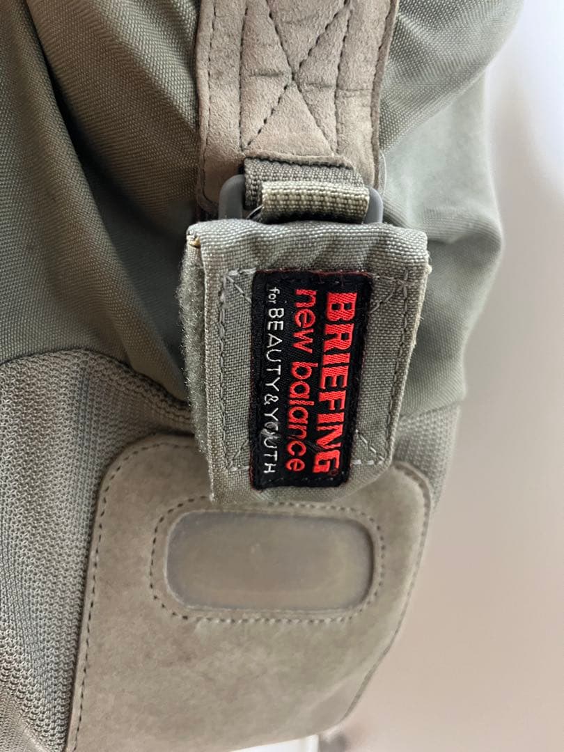 かな　BRIEFING EASY WIRE グレー　トリプルコラボ