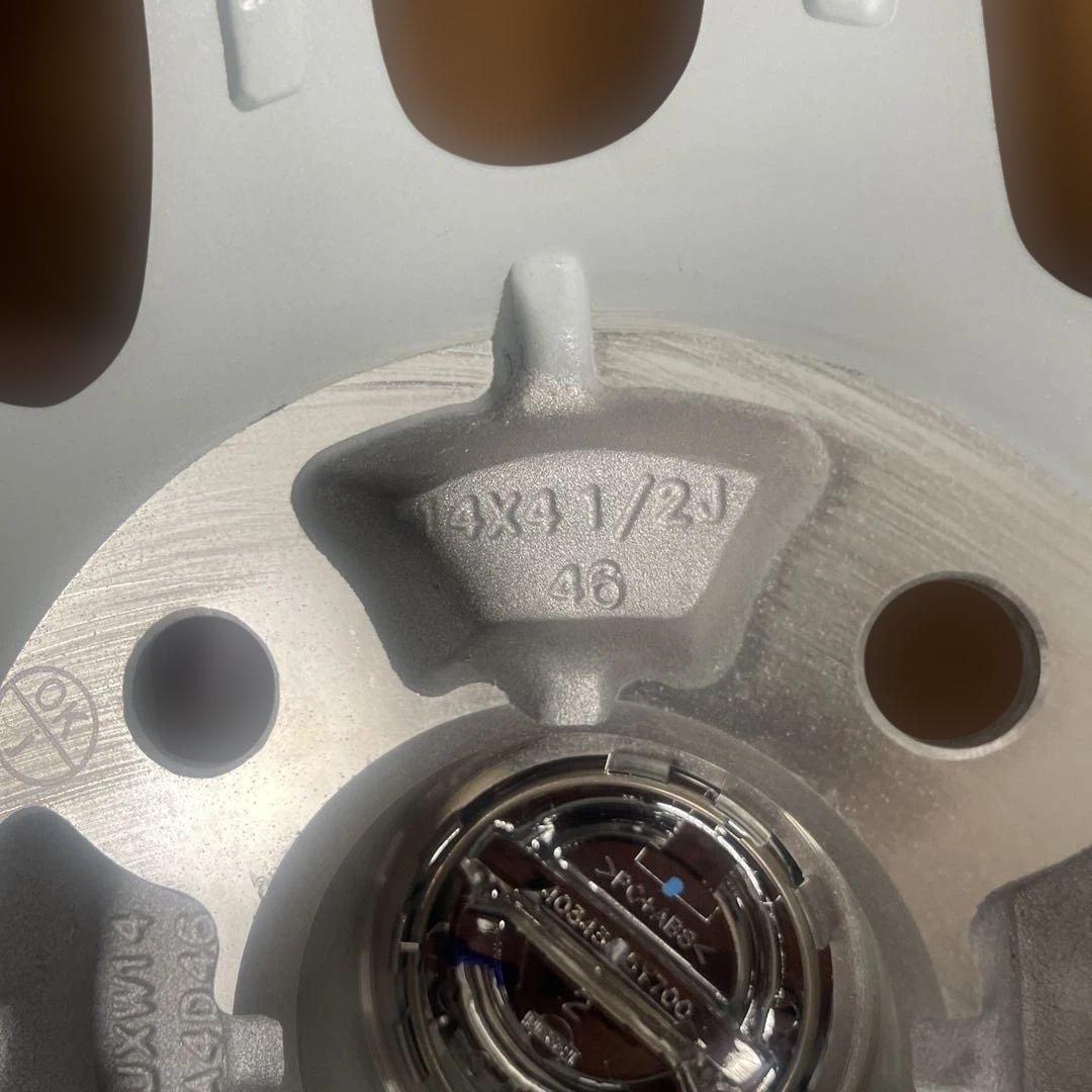 f*i様 日産純正オプション扱い　14インチホイール