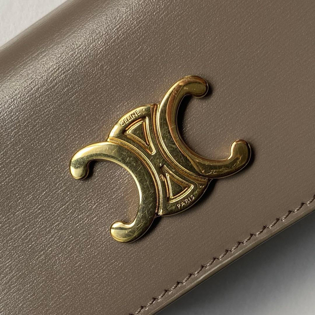 ゆ*様 CELINE グレージュ　レザーキーケース