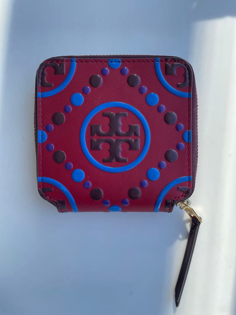 Tory Burch ケース 赤