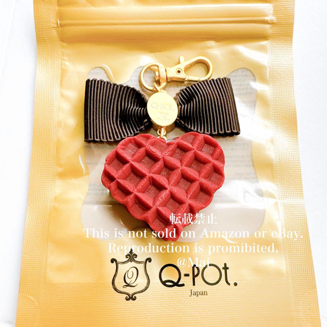Q-pot. 店舗限定色 ストロベリーワッフル チョコレート バッグチャーム