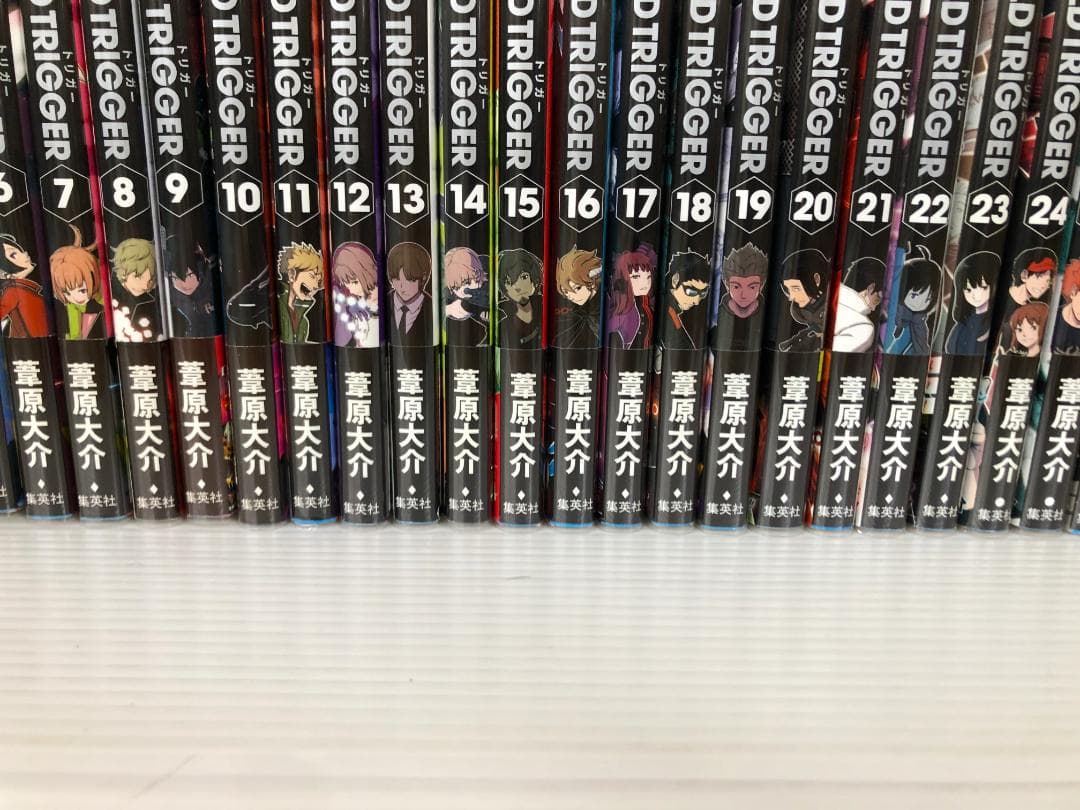 美品　ワールドトリガー　全巻　初版　帯　冊子　特典　ポスト　カード　イラスト