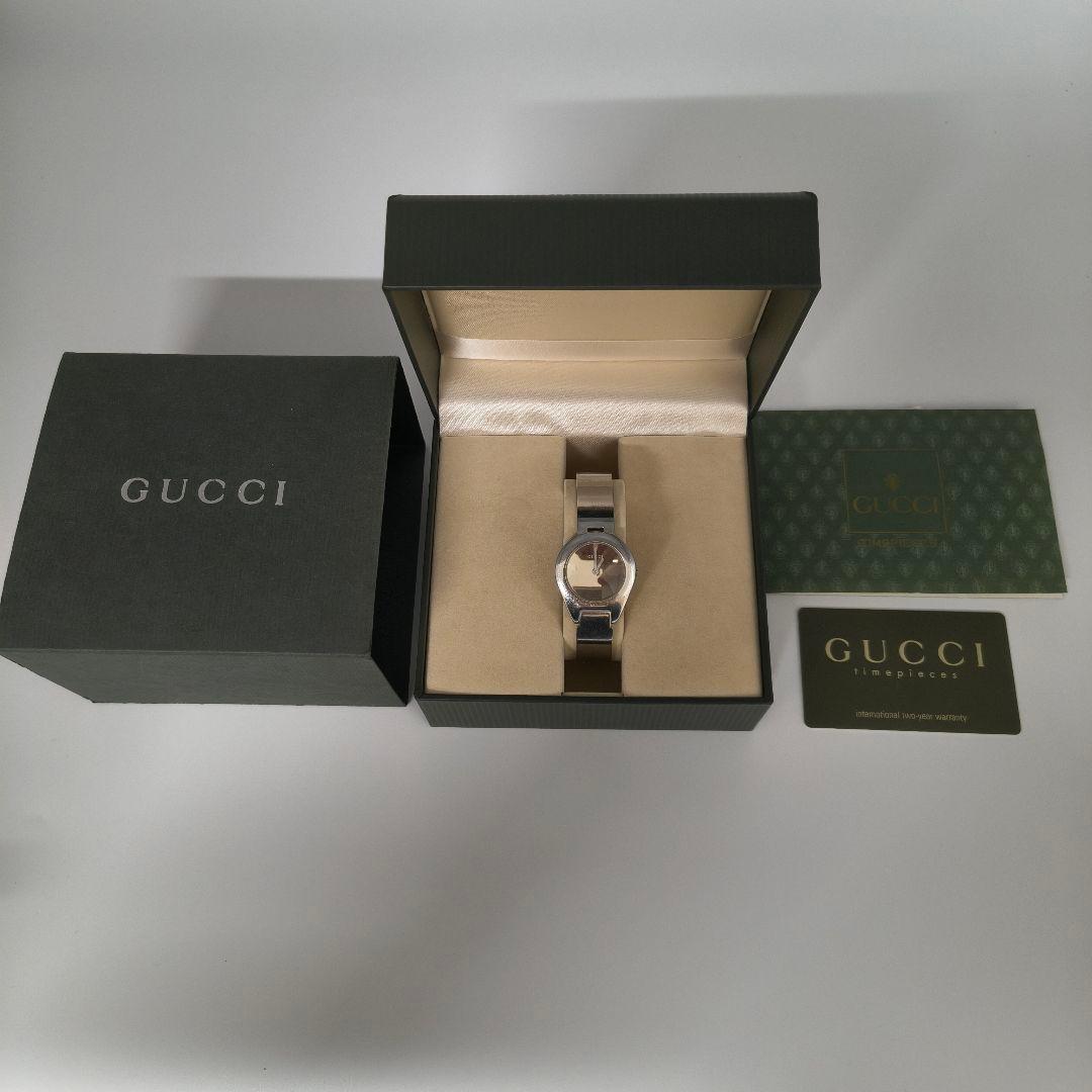 GUCCI グッチ 6700L ミラー文字盤 クオーツ バングルウォッチ　稼働品