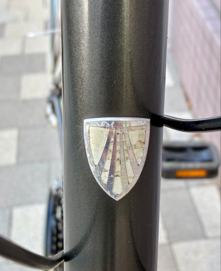 トレック　Trek Allant. クロスバイク　24段　東京