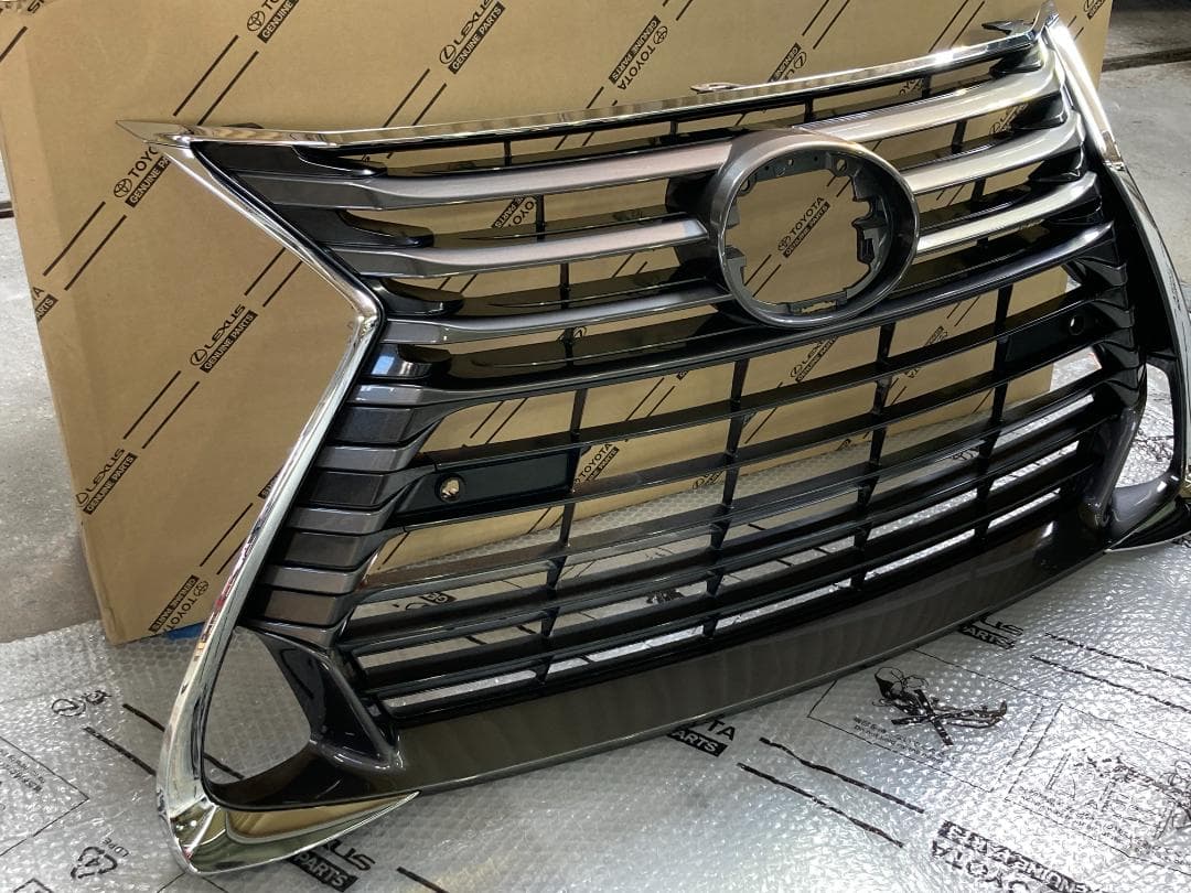 レクサスGS 10系後期 バージョンL フロントグリル