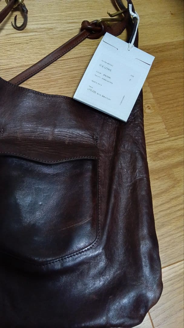 niceness H.R.Lowe レザー