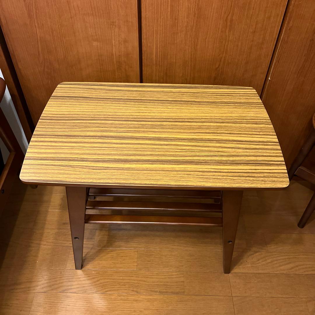 カリモク60　サイドテーブル　ウォールナット（トップ：メラミン化粧板）