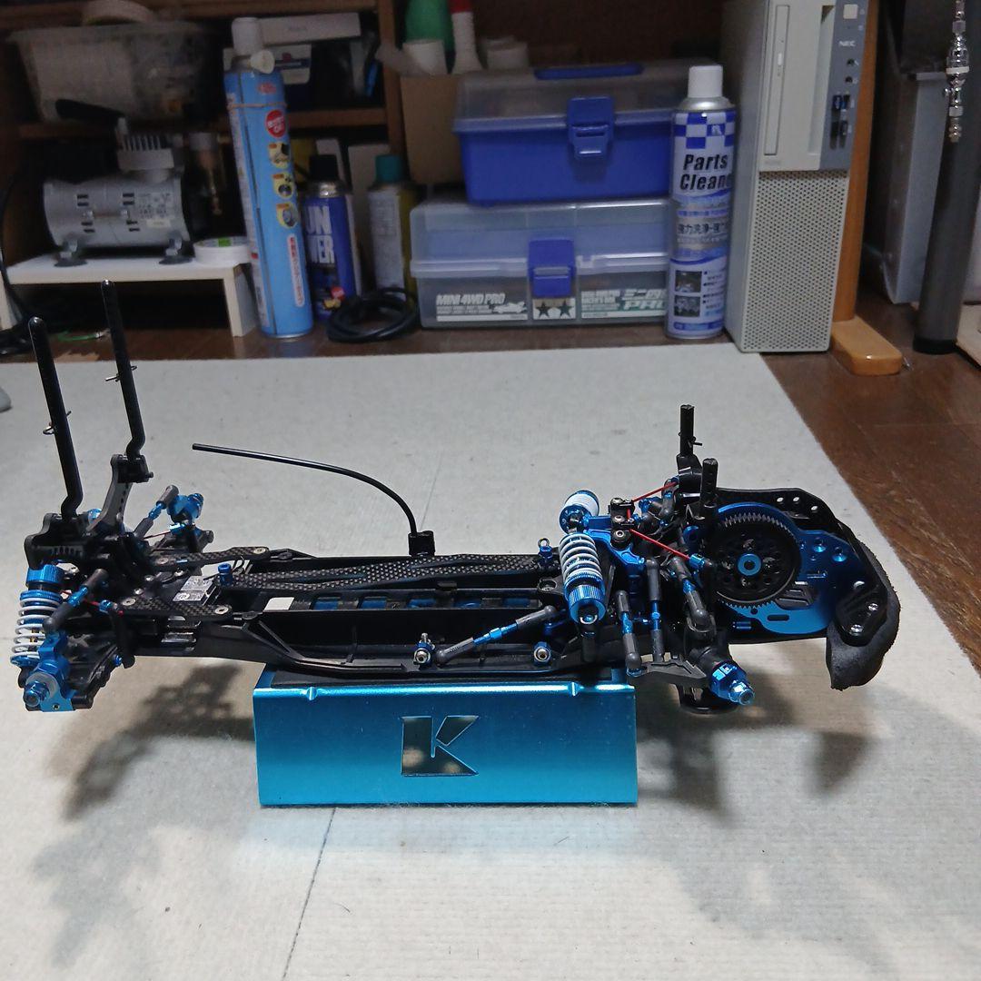 タミヤFF03PROシャーシ(オプション多数) 写真の物が全て(台は含みません)
