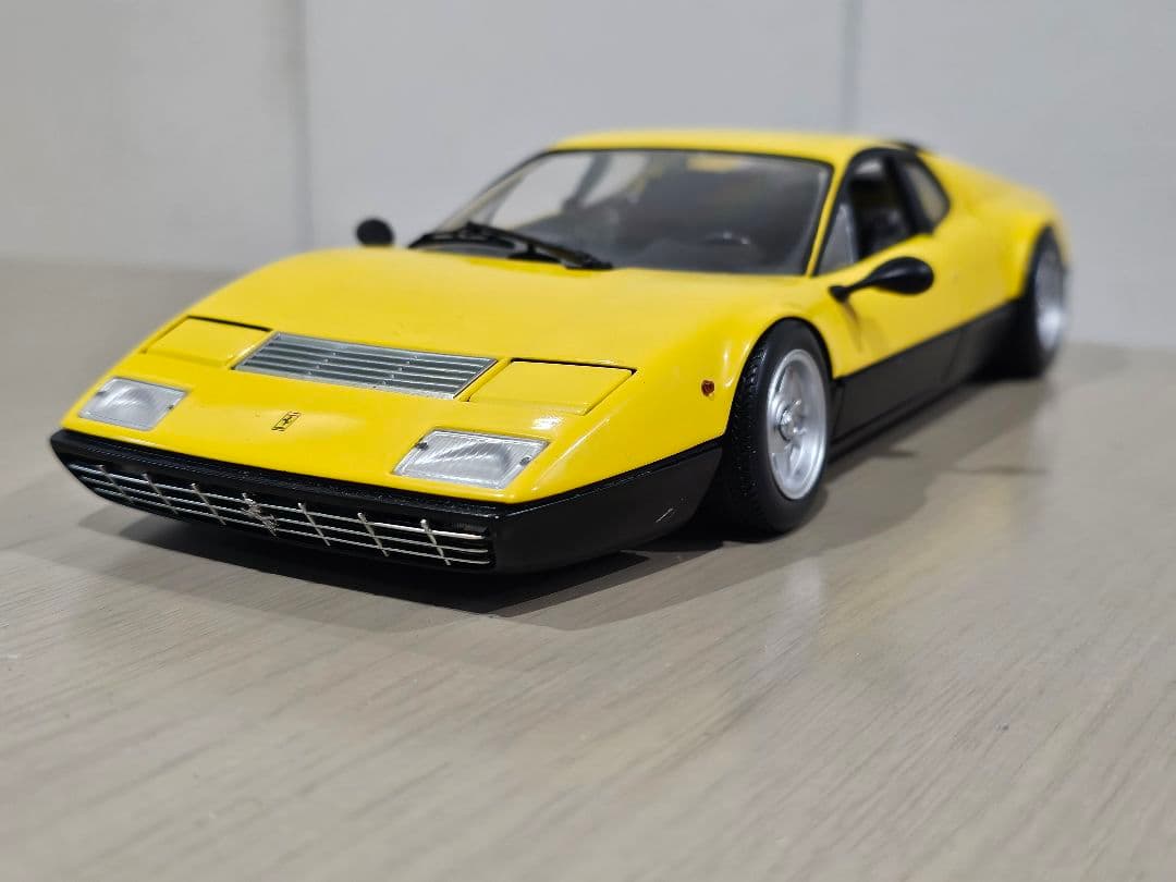 京商 1/18　FERRARI　365GT4/BB