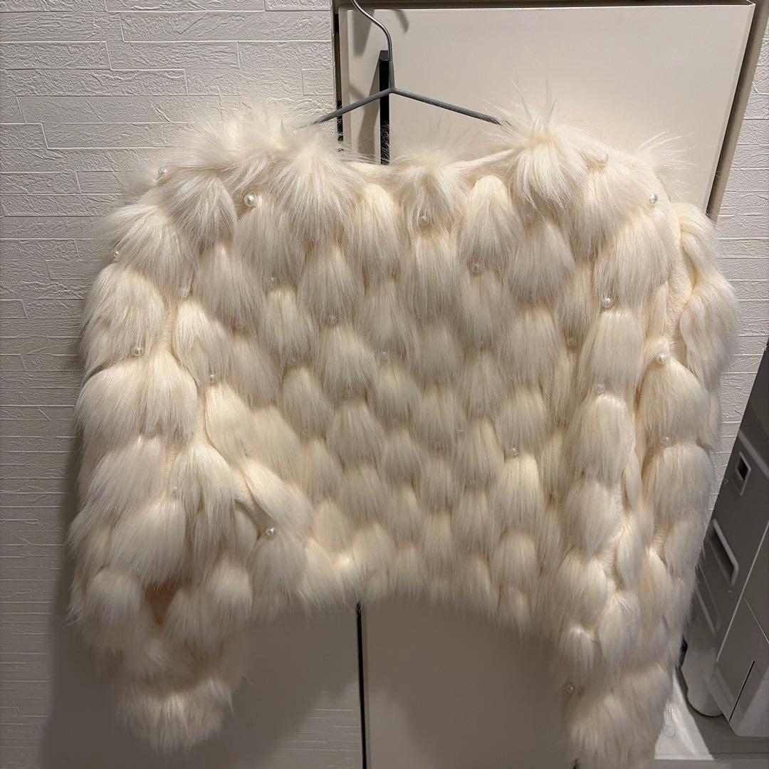 eimy istoire パール付ファージャケット （WHITE）