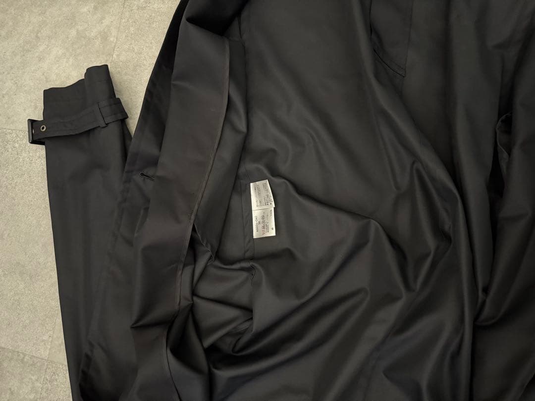 イブ・サンローラン　シルクトレンチコート38黒